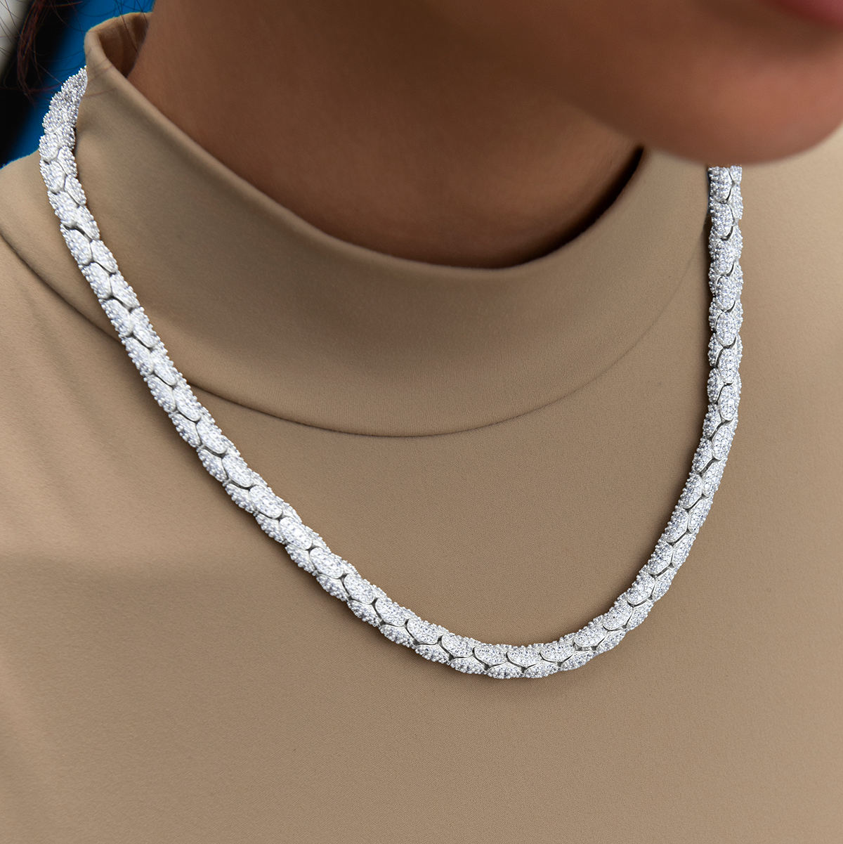 Diamond Pave Snake Link Necklace in White Gold-6mm