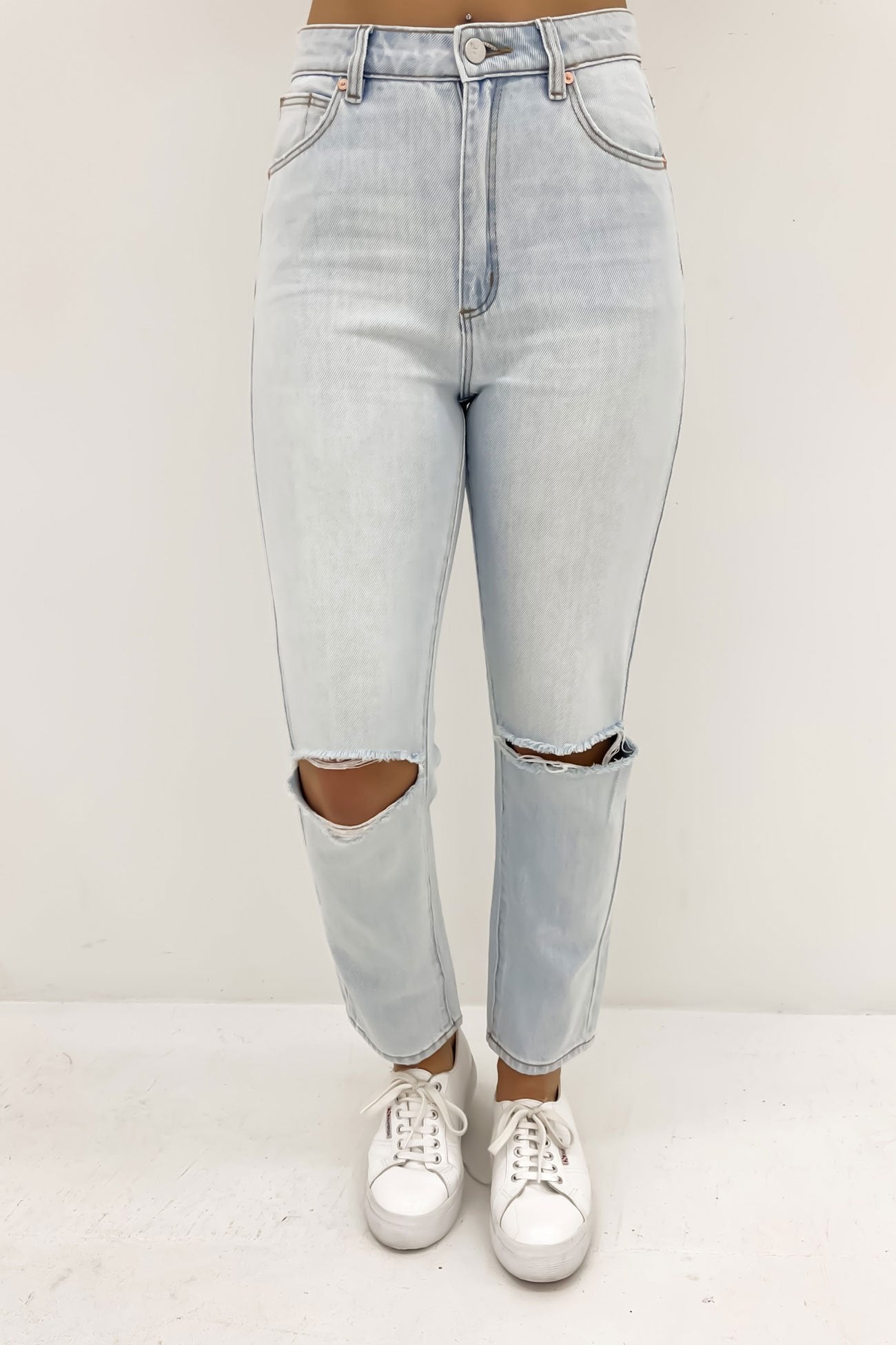 A 94 High Slim Jean