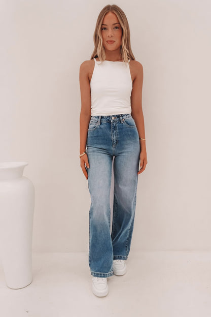 A 94 High & Wide Jean