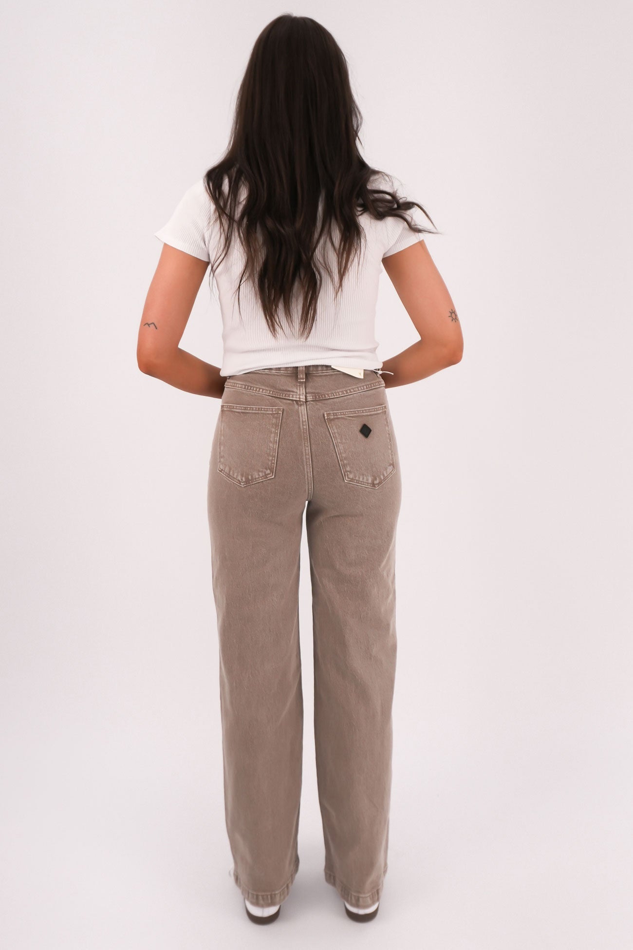A 94 High & Wide Jean Mushroom