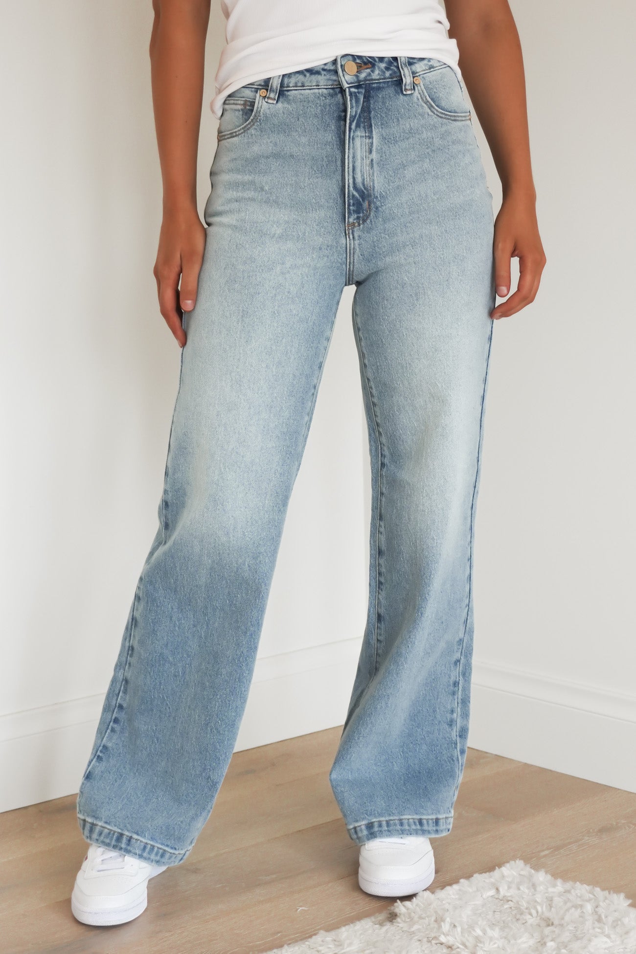 A 94 High & Wide Jean Jody