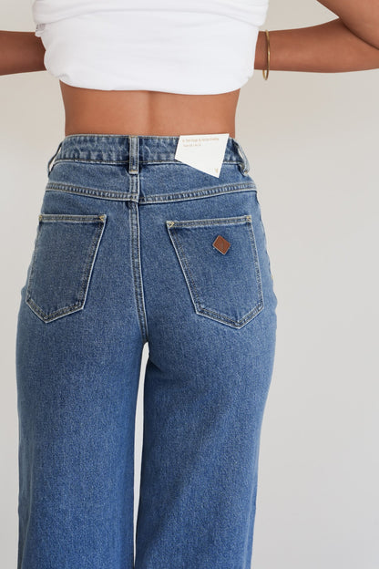 A 94 High & Wide Jean Petite Eva Organic
