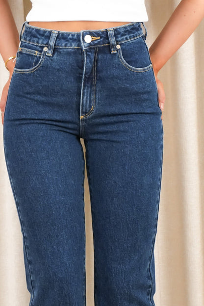 A Venice Straight Jean Tara