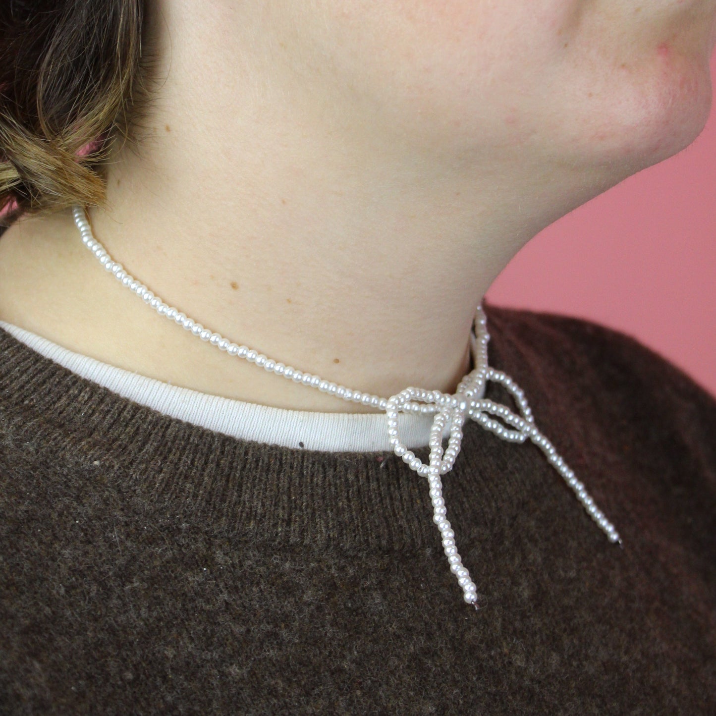 Beaded Bow Choker - White